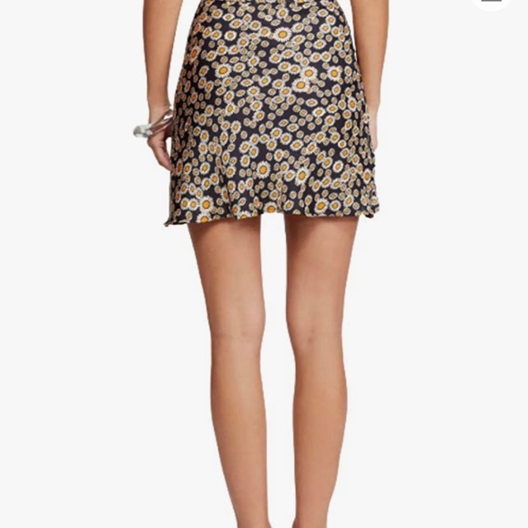 Free People Phoebe Daisy miniskirt - Picture 2 of 8